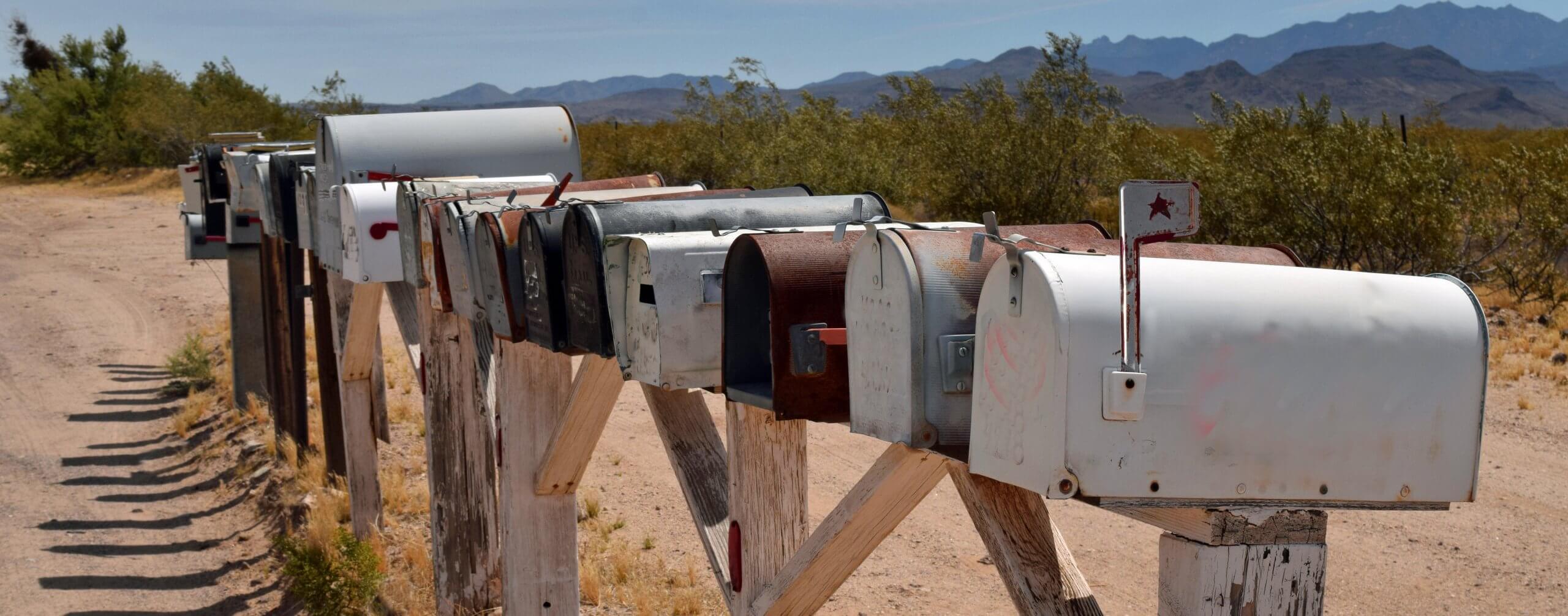 Alte_Briefkästen_durch_Ki_mit_Digitalen_Posteingängen_austauschen
