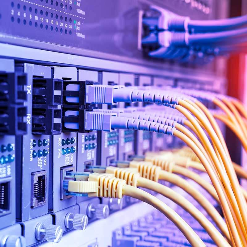 Infrastruktur Kabel an Server