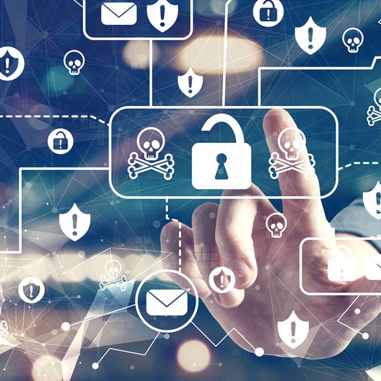 Virtuelles Schloss wird von Finger angetippt